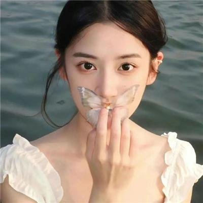 女猫